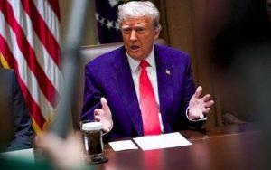 Trump advierte