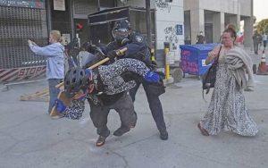 Decenas de migrantes