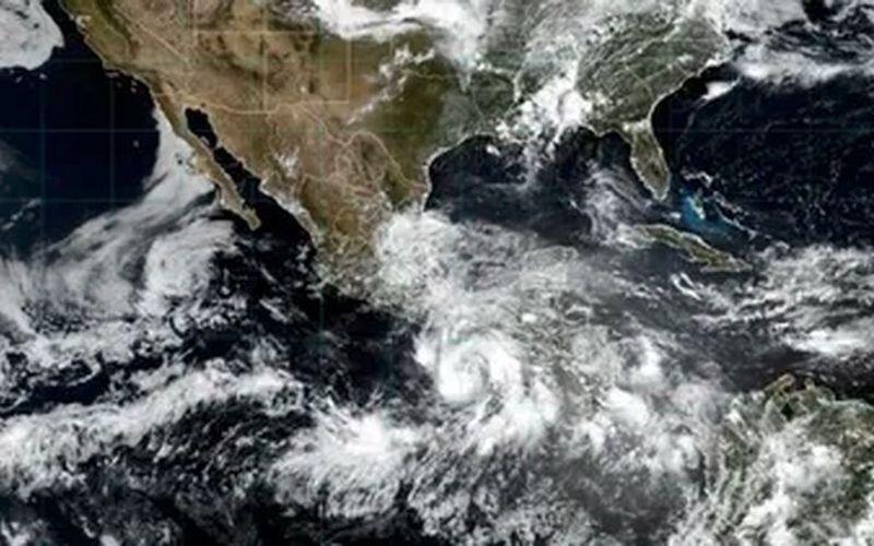 Huracán Erick tocó