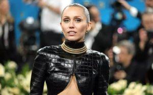 Miley Cyrus revela