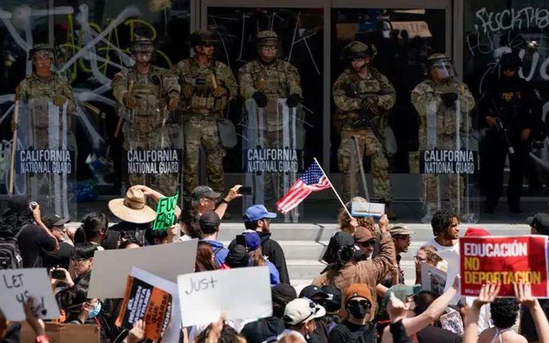 Trump envía