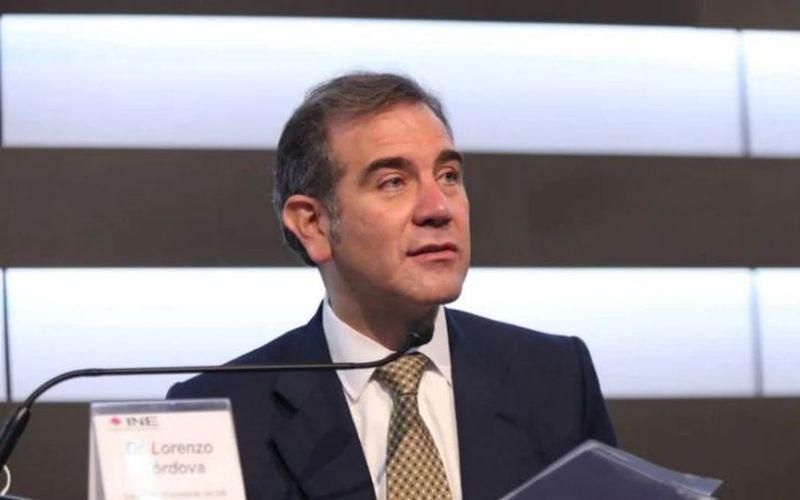 Bloquean Batres