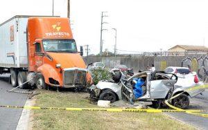 Choque entre vehículo