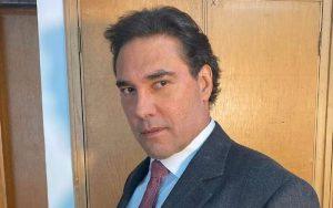 Eduardo Yáñez se