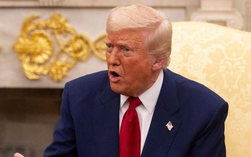 Trump demanda