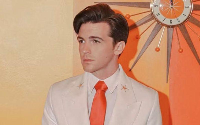 Drake Bell solicita