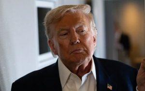 Trump exige a