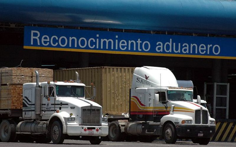 Agentes aduanales
