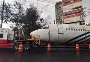 Avión en San