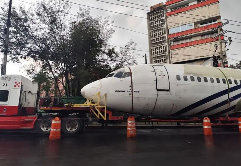 Avión en San