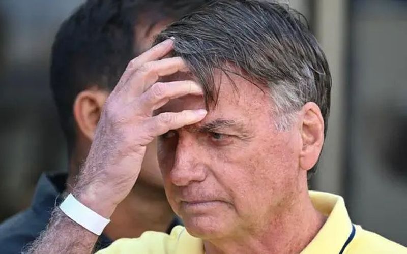 Dan a Bolsonaro