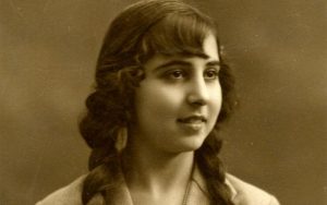 Estudio de mujer que