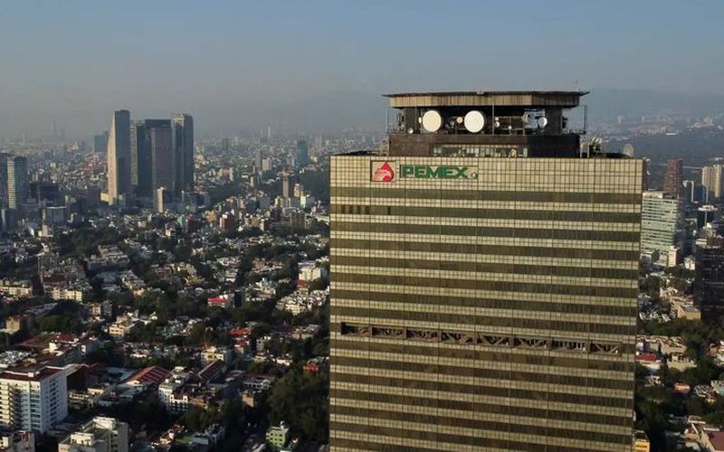 Fitch abre la