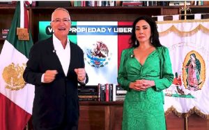 Salinas da su propio