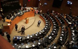 Senado recibe