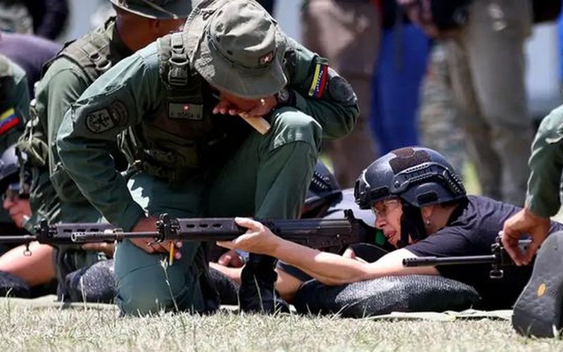Venezuela entrena
