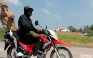 Balean a hombre