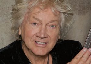 Muere John Lodge