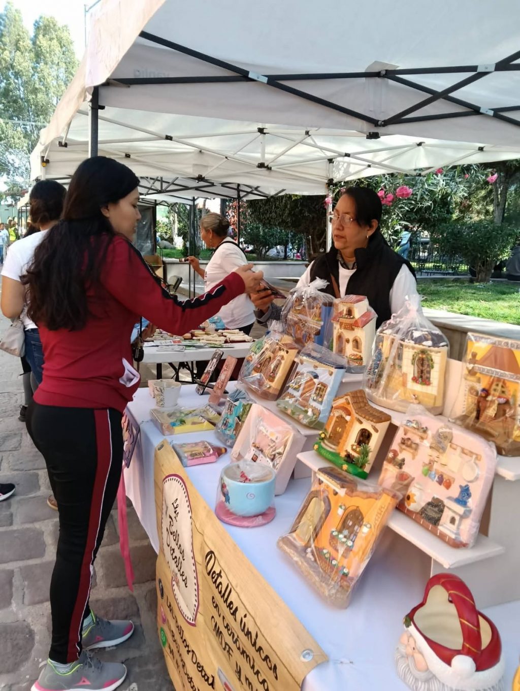 65ab19c5-3873-454f-8b26-817a7becca84