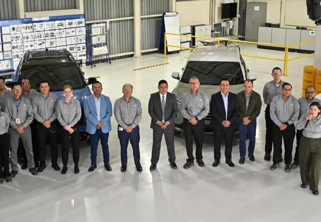 6d1370b9-99f8-44ad-96cf-81e224e7fe53