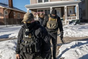 ICE amplía el poder