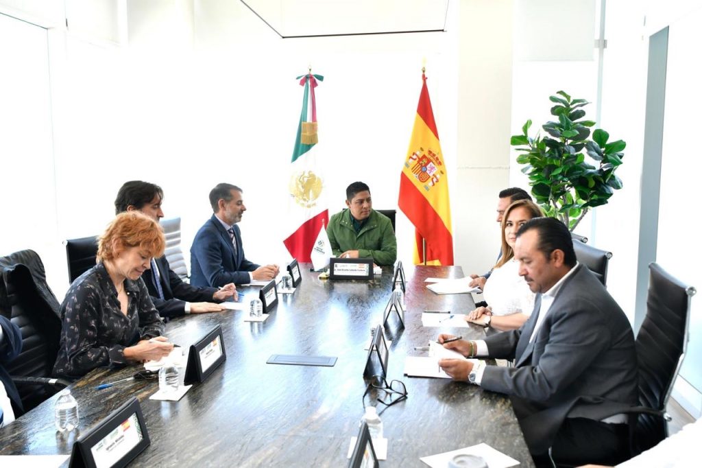 3aac55e1-9901-4b83-8c87-cd79abec821b