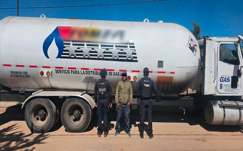 Detienen a conductor