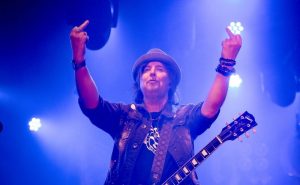 Murió Phil Campbell