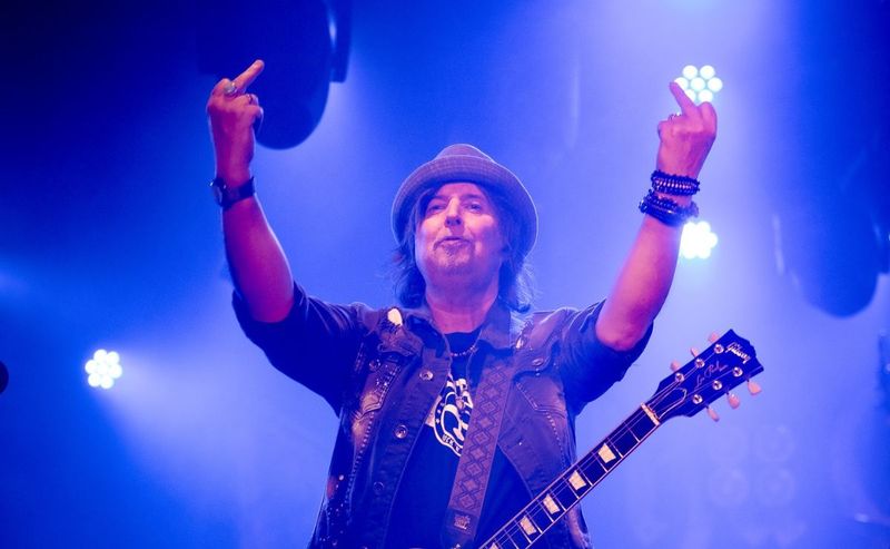 Murió Phil Campbell