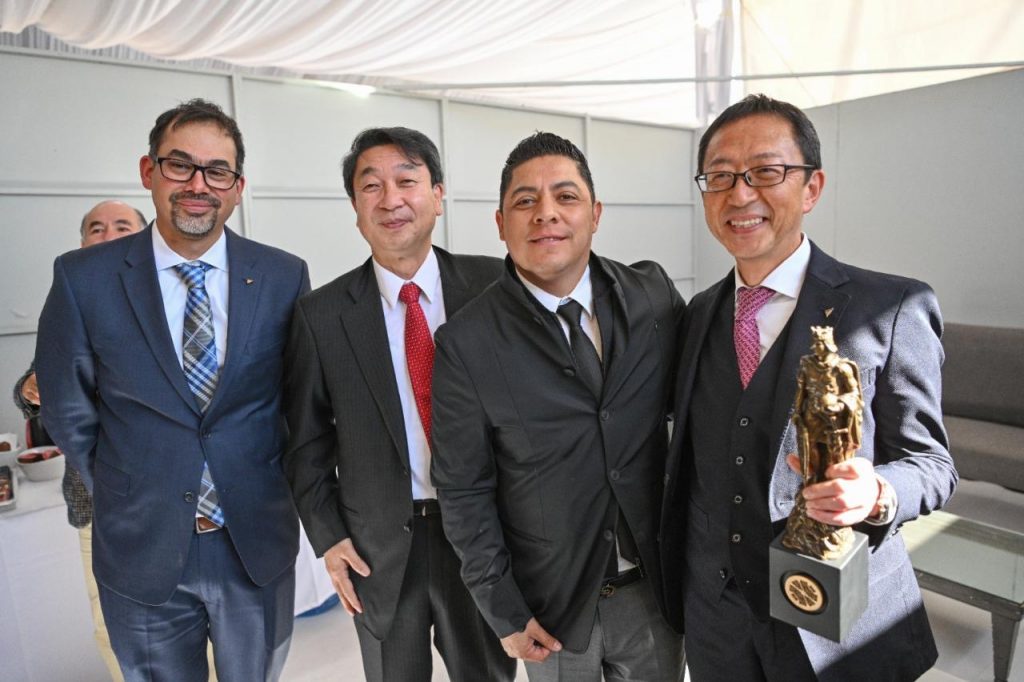 d981ceaa-65ad-43b1-b6cf-1543cce0937c