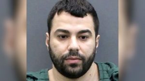 Florida acusa al asesino
