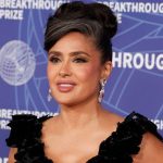 Salma Hayek reaparece