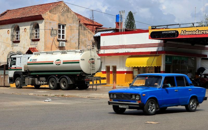 Cuba valora aceptar