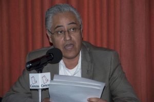 Exrector de la