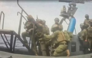 Israel intercepta