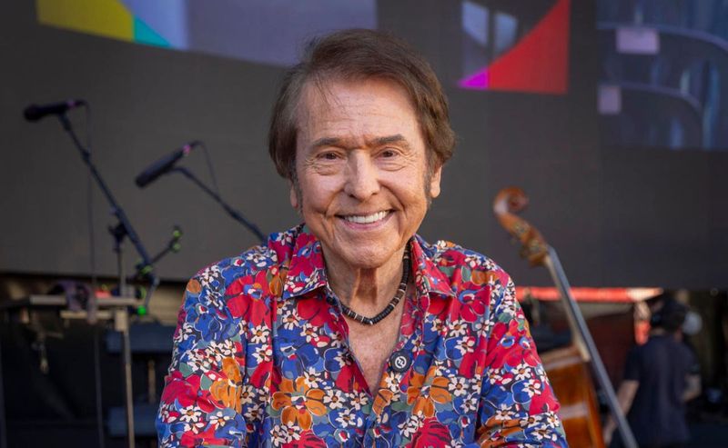 Raphael anuncia
