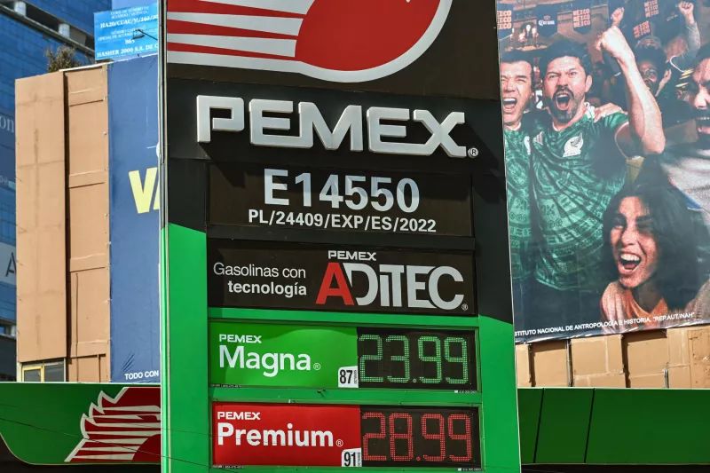 El petróleo cayó