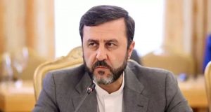 Irán niega negociaciones