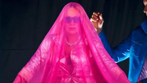 Madonna presenta