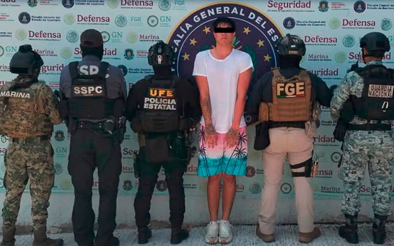 Cae en Acapulco