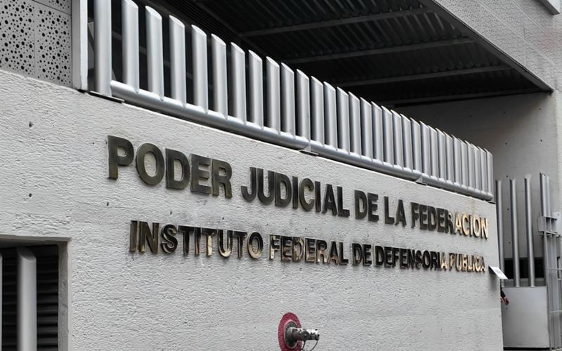 Denuncian despido