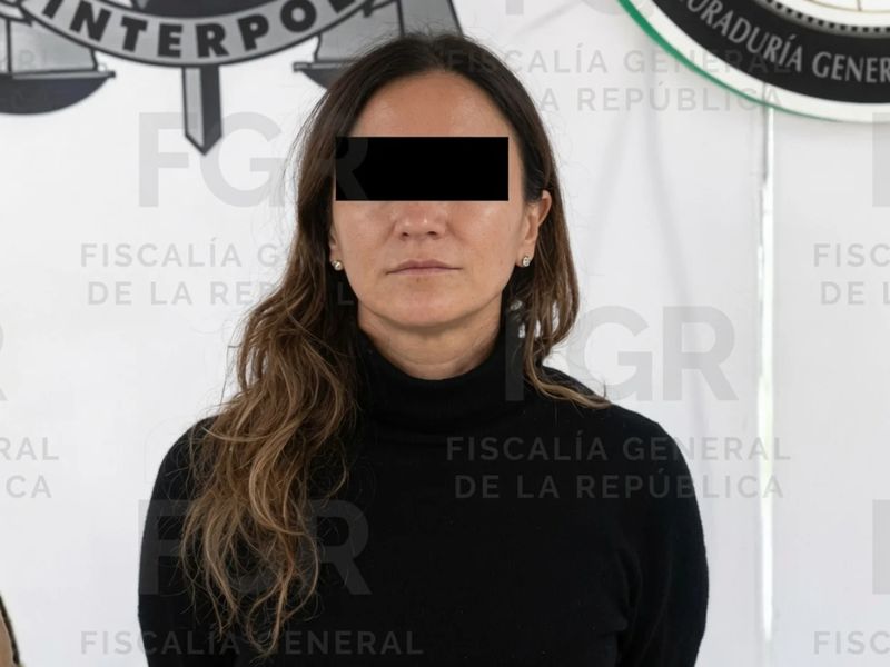 Gilda Lozoya busca