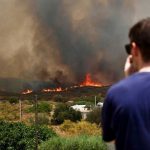 Incendios desbordan
