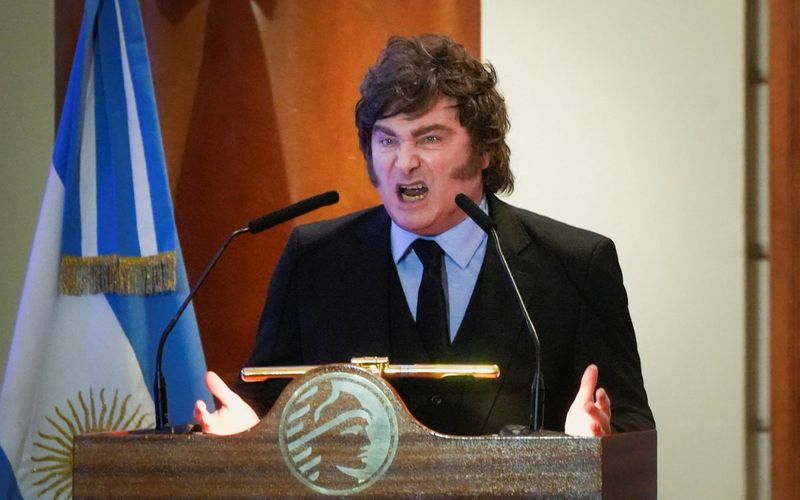 Milei acusa a