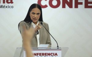 Morena defiende