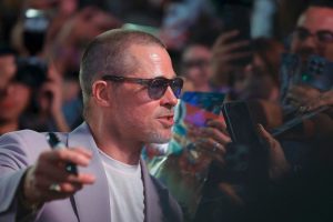 Brad Pitt habla