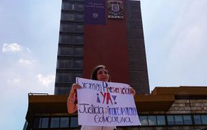 Estudiantes celebran