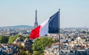 Francia aprueba