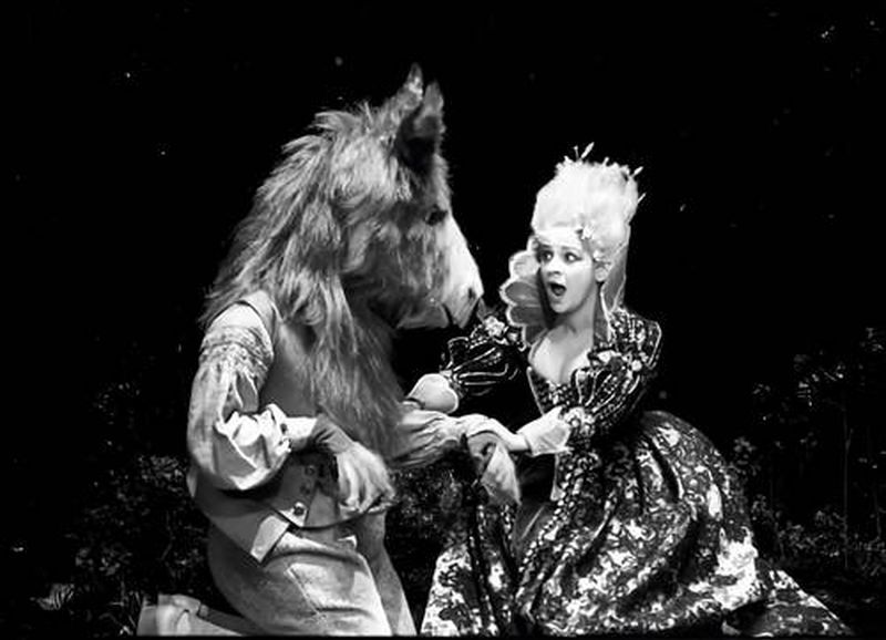 Muere Ileana