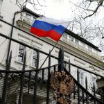 Rusia retira a